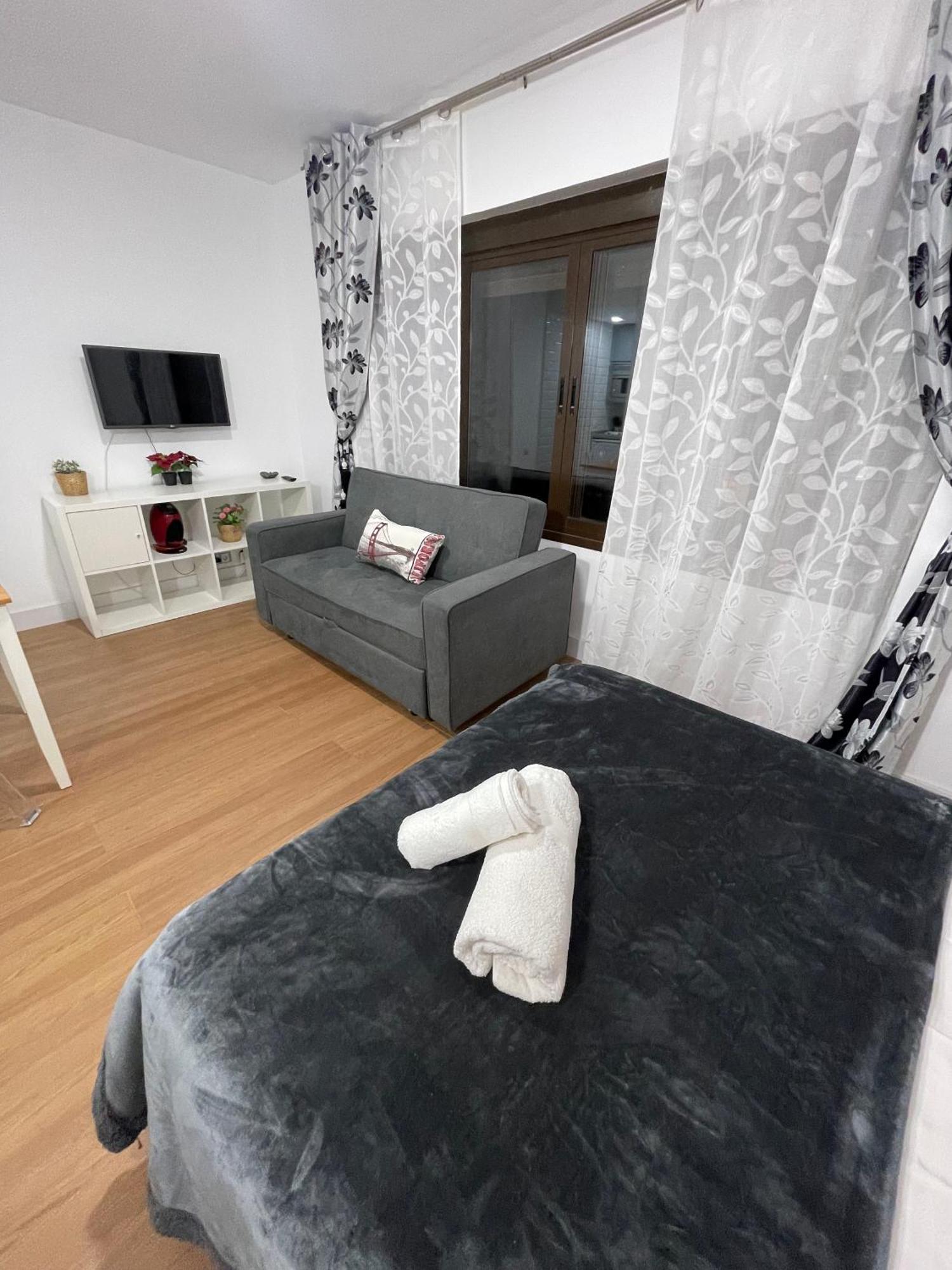 Resitur Luxury Suit 6 Σεβίλλη Εξωτερικό φωτογραφία
