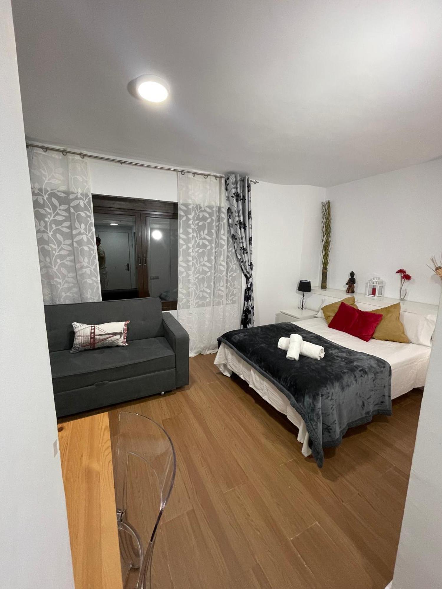 Resitur Luxury Suit 6 Σεβίλλη Εξωτερικό φωτογραφία