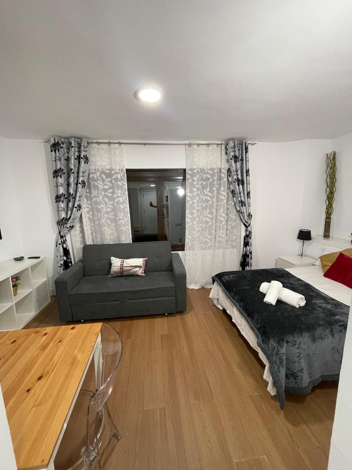 Resitur Luxury Suit 6 Σεβίλλη Εξωτερικό φωτογραφία